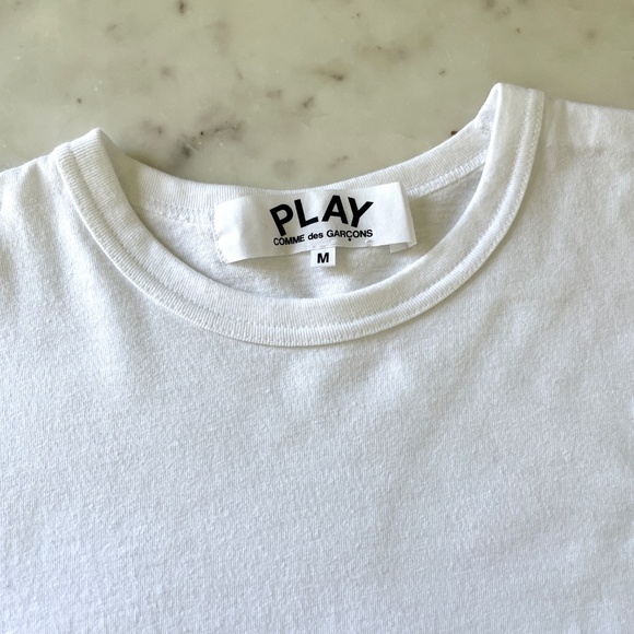 Comme Des Garcons Play Peeping Heart Long Sleeve T-shirt - Picture 5 of 15